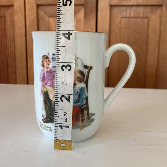 Vintage 1982 Norman Rockwell “The Toymaker” Collectible Mug - Picture 11 of 12